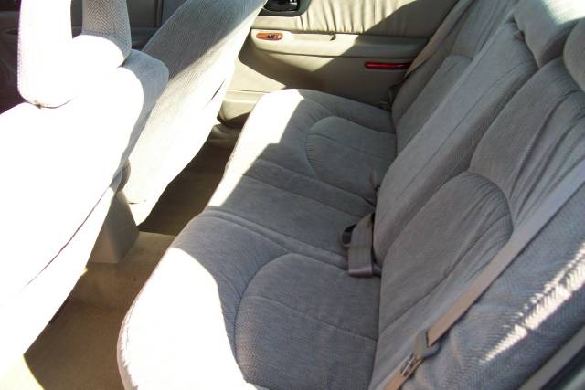 Buick REGAL 1999 photo 2