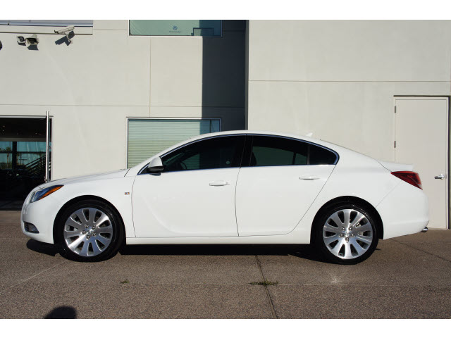 Buick REGAL 2011 photo 4