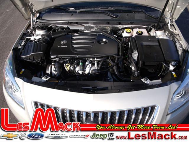 Buick REGAL 2011 photo 1