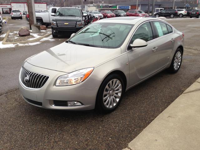 Buick REGAL 2011 photo 3