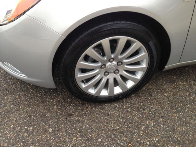 Buick REGAL 2011 photo 4