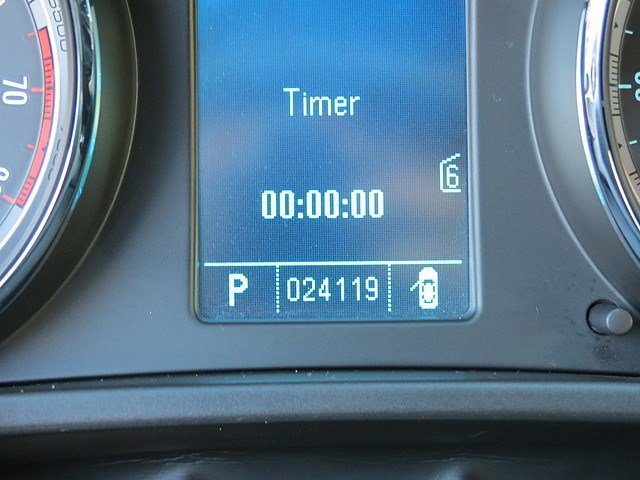 Buick REGAL 2011 photo 2