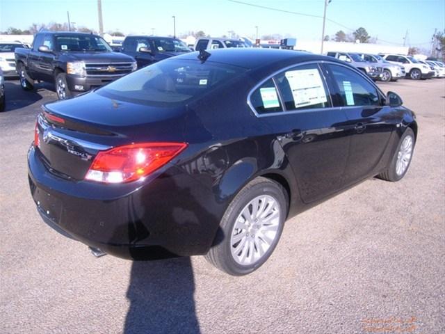 Buick REGAL 2011 photo 3