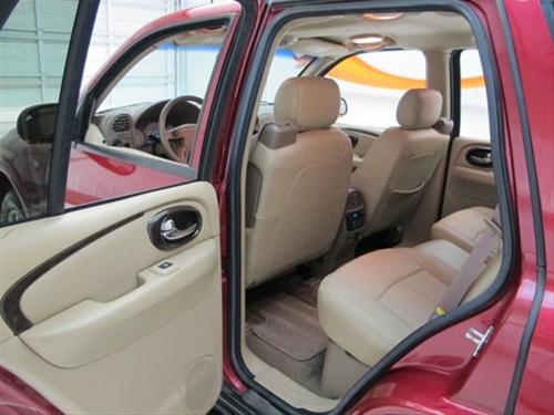 Buick Rainier 2004 photo 2