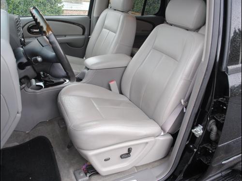 Buick Rainier 2006 photo 2