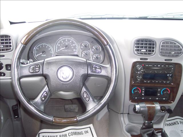 Buick Rainier 2006 photo 2