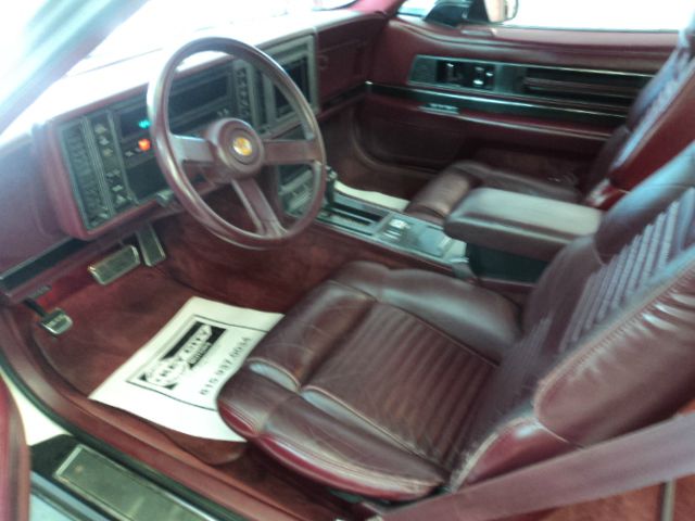 Buick Reatta 1989 photo 10