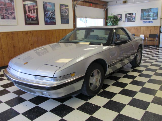 Buick Reatta 4dr 2.5L Turbo W/sunroof/3rd Row AWD SUV Coupe