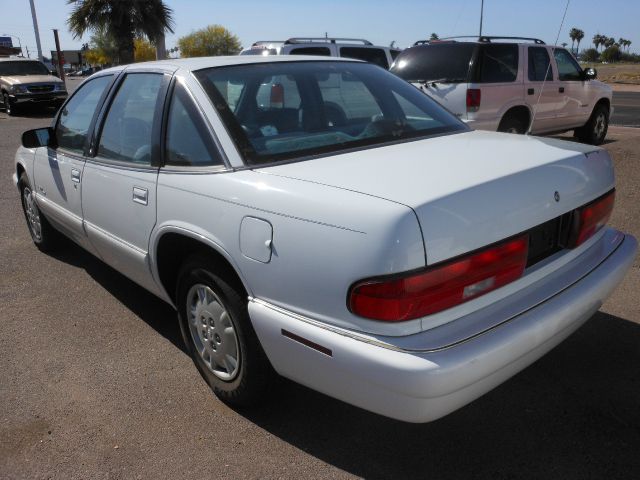 Buick REGAL 1993 photo 2