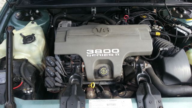 Buick REGAL 1996 photo 1