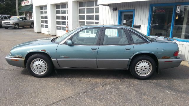 Buick REGAL 1996 photo 3
