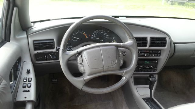 Buick REGAL 1996 photo 8