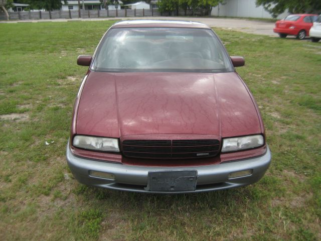 Buick REGAL 1996 photo 2