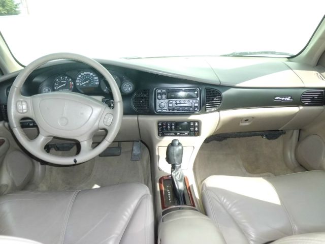 Buick REGAL 1998 photo 2