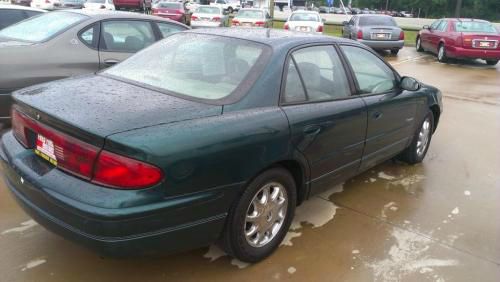 Buick REGAL 1999 photo 2