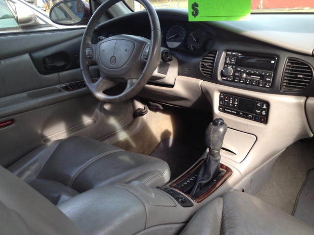 Buick REGAL 2000 photo 2