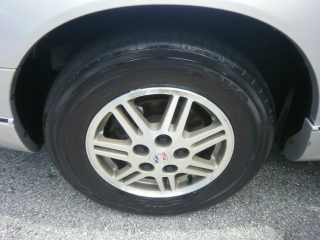 Buick REGAL 2003 photo 1