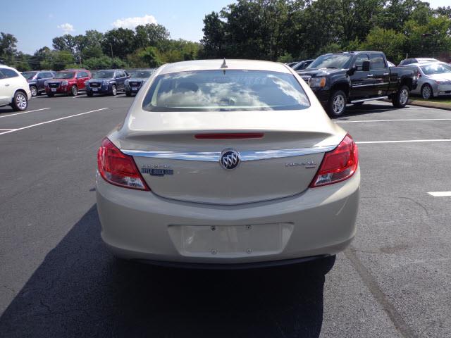 Buick REGAL 2011 photo 1