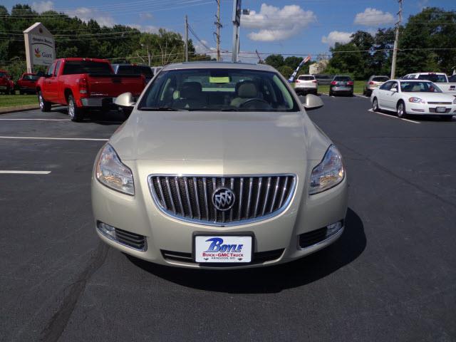 Buick REGAL 2011 photo 3
