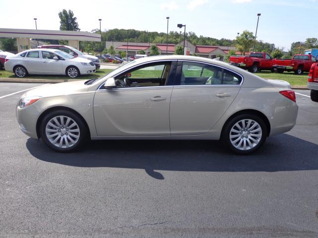 Buick REGAL 2011 photo 4