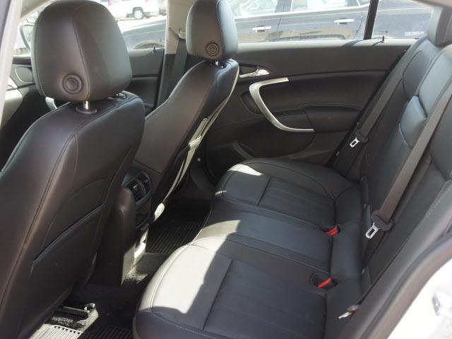 Buick REGAL 2012 photo 1