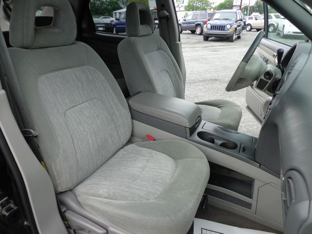 Buick Rendezvous 2.5X AWD SUV