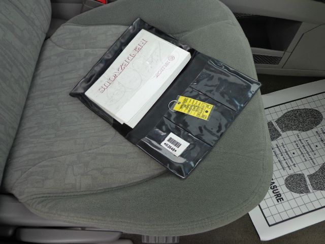 Buick Rendezvous 2002 photo 1