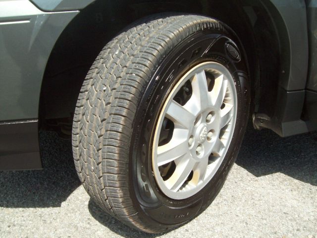 Buick Rendezvous 2003 photo 1