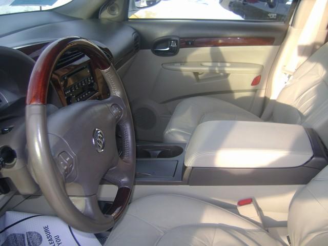 Buick Rendezvous LS Extra-cab 4x4 Sport Utility