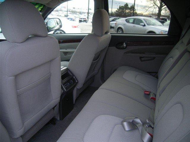 Buick Rendezvous 2006 photo 3