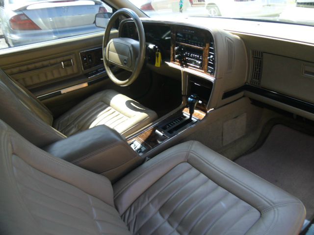 Buick Riviera 1992 photo 2