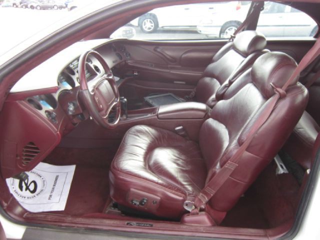 Buick Riviera 1995 photo 2