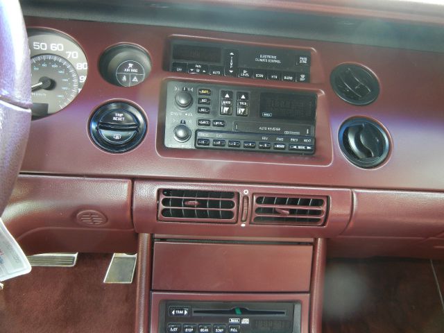 Buick Riviera 1995 photo 3