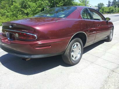 Buick Riviera 1997 photo 8
