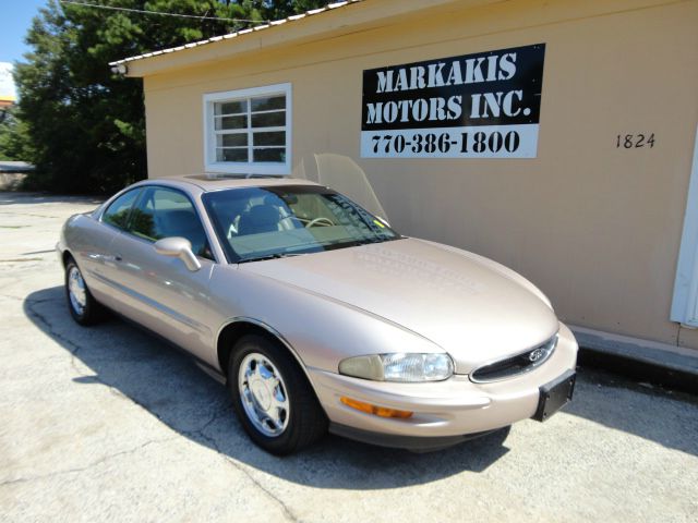 Buick Riviera 1999 photo 4