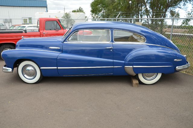 Buick Roadmaster 1948 photo 2