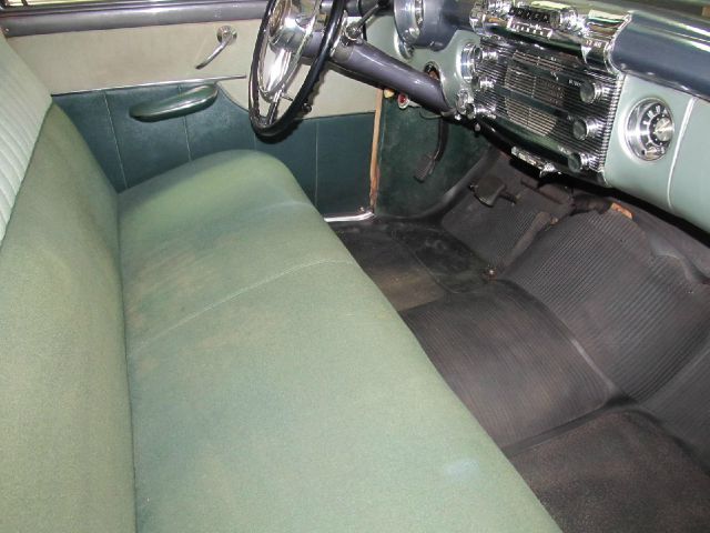 Buick Roadmaster 1952 photo 2