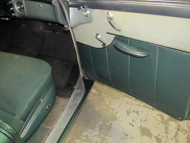 Buick Roadmaster 1952 photo 3