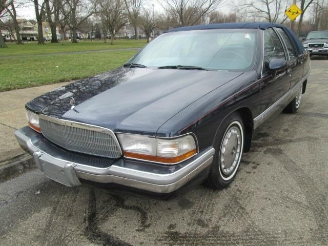 Buick Roadmaster Convertible 2D Unspecified