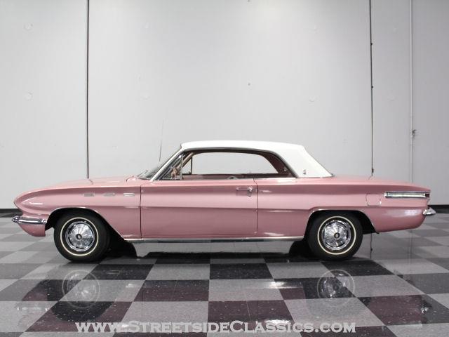 Buick Skylark 1962 photo 1
