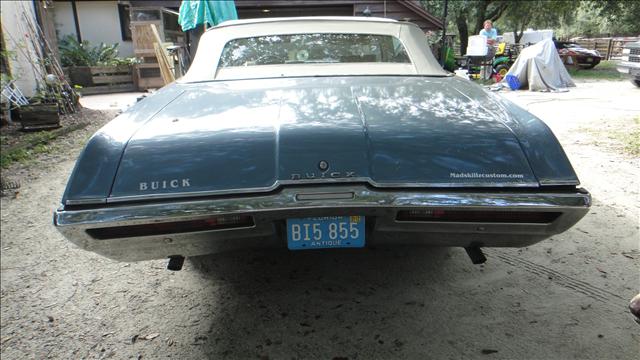 Buick Skylark 1969 photo 1