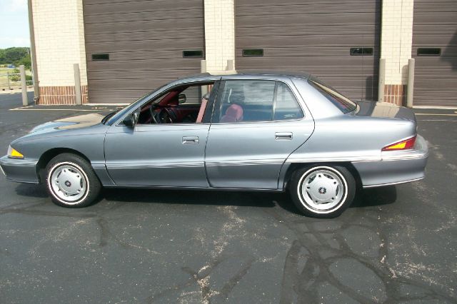 Buick Skylark 1992 photo 2
