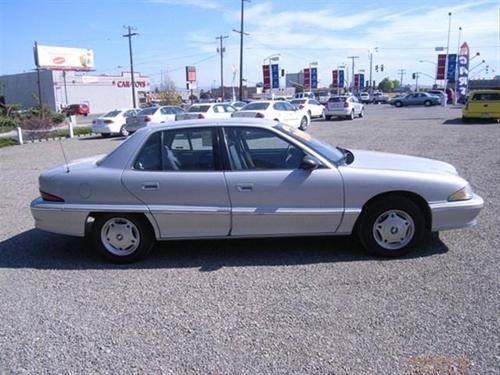 Buick Skylark 1992 photo 3