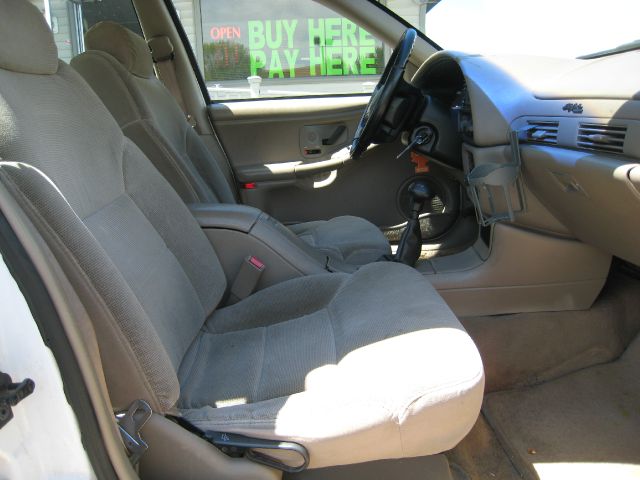 Buick Skylark 1996 photo 17