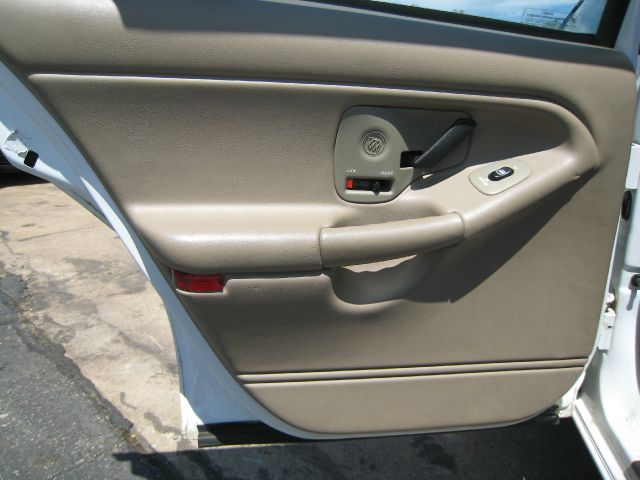 Buick Skylark 1996 photo 3