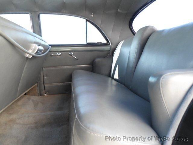 Buick Super 1949 photo 2