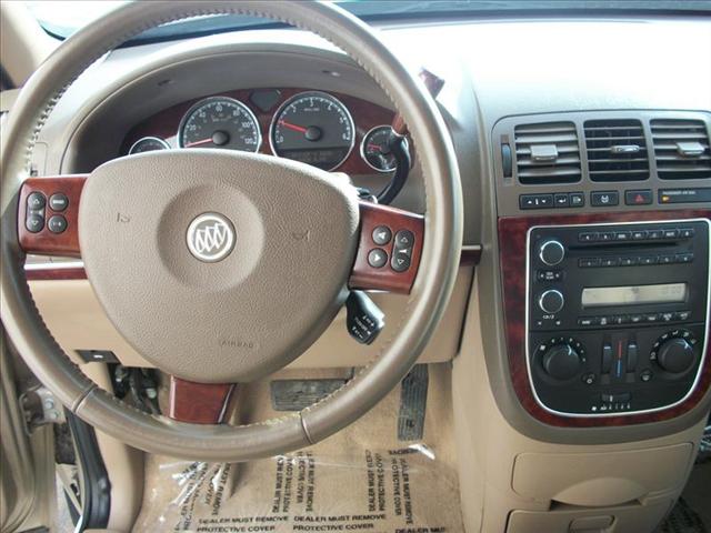 Buick Terraza 2005 photo 3