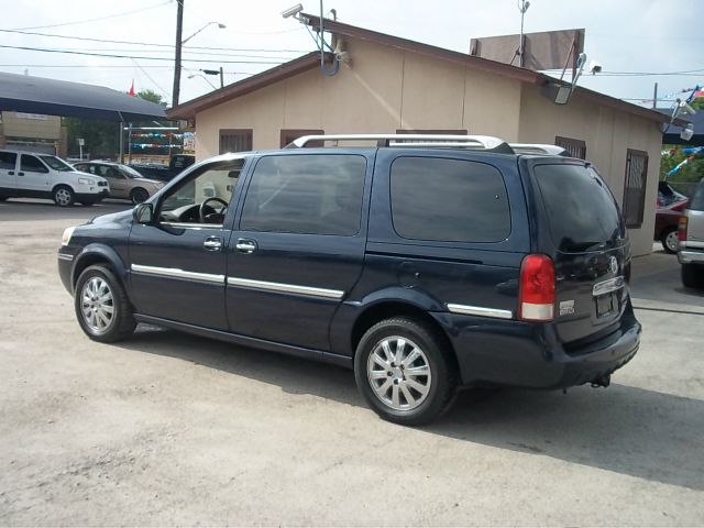 Buick Terraza 2005 photo 19