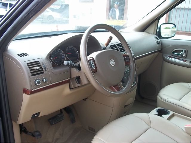 Buick Terraza 2005 photo 9
