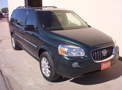 Buick Terraza 2006 photo 2